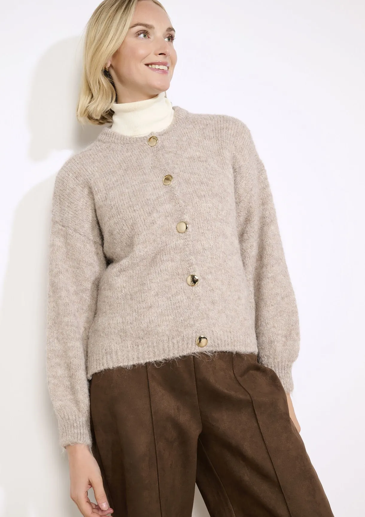 LolaLiza Fijngebreide cardigan met knopen- Truien En Cardigans