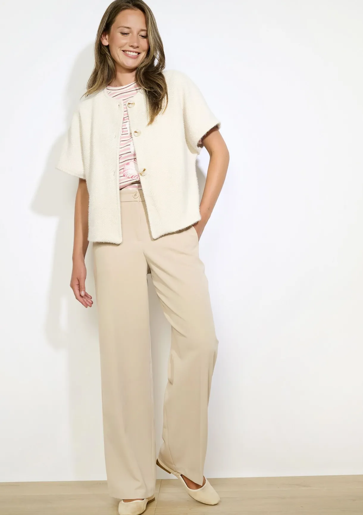 LolaLiza Gebreide vest met knopen- Truien En Cardigans