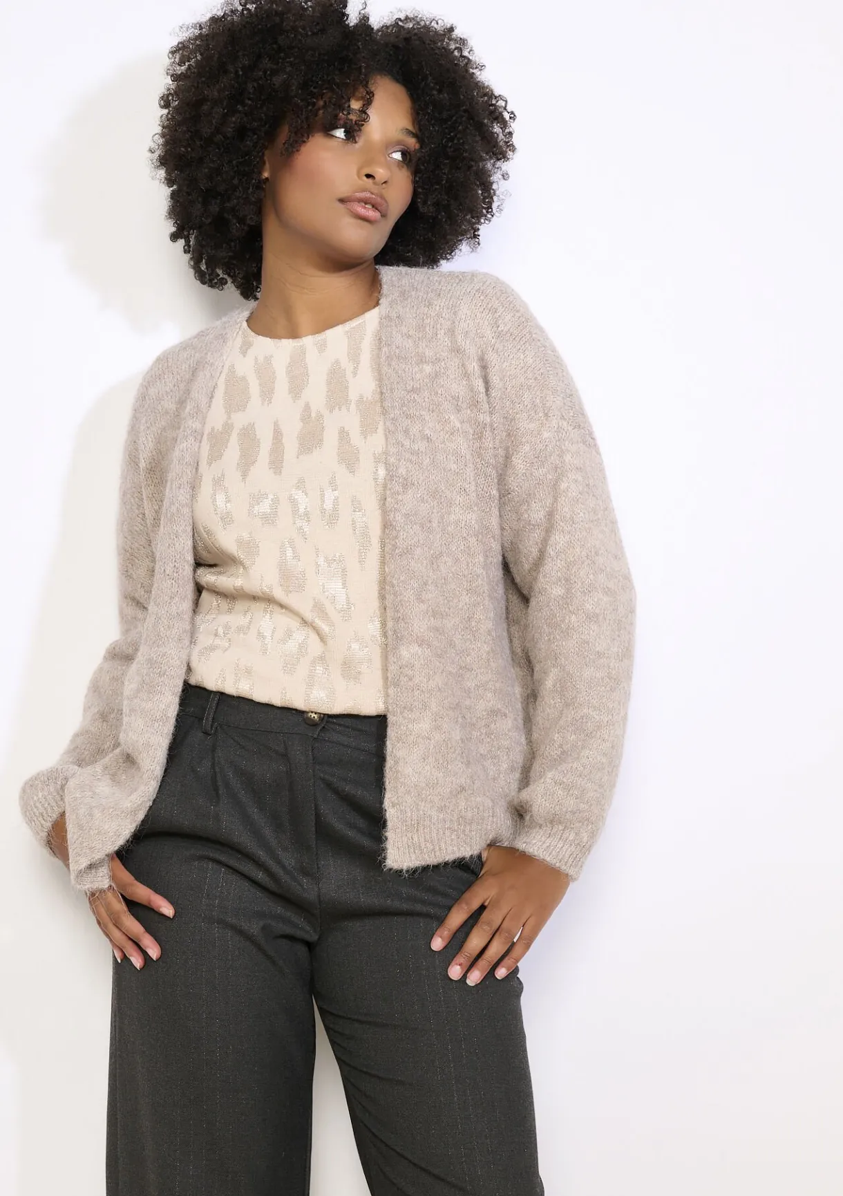 LolaLiza Open gebreid vest- Truien En Cardigans
