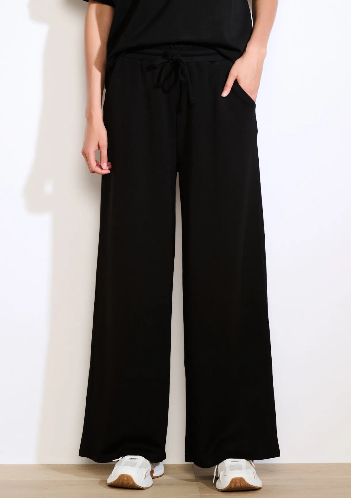 LolaLiza Wijde jersey broek- Loungewear|Broeken